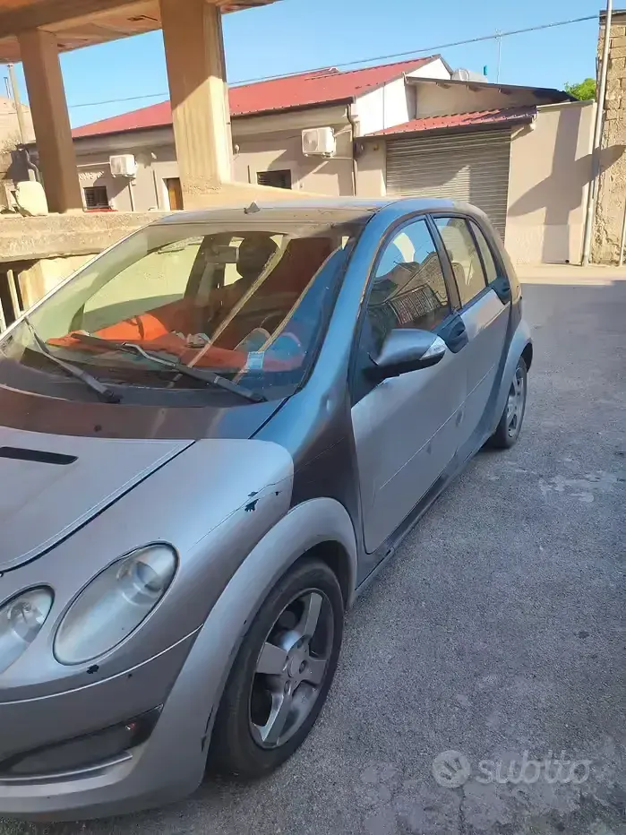 Usata Smart ForFour 95 CV (69 kW) 2005 Grigio Utilitaria
