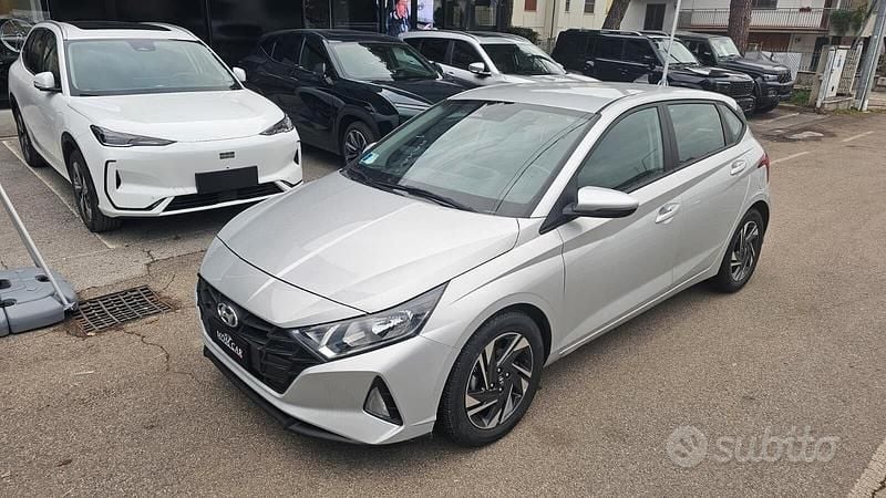 Usata Hyundai i20 84 CV (61 kW) 2022 Grigio Berlina