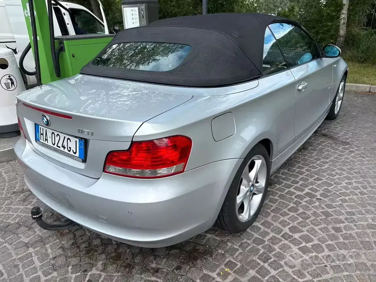 Usata BMW 118 Cabriolet 143 CV (105 kW) 2009 Grigio Cabrio