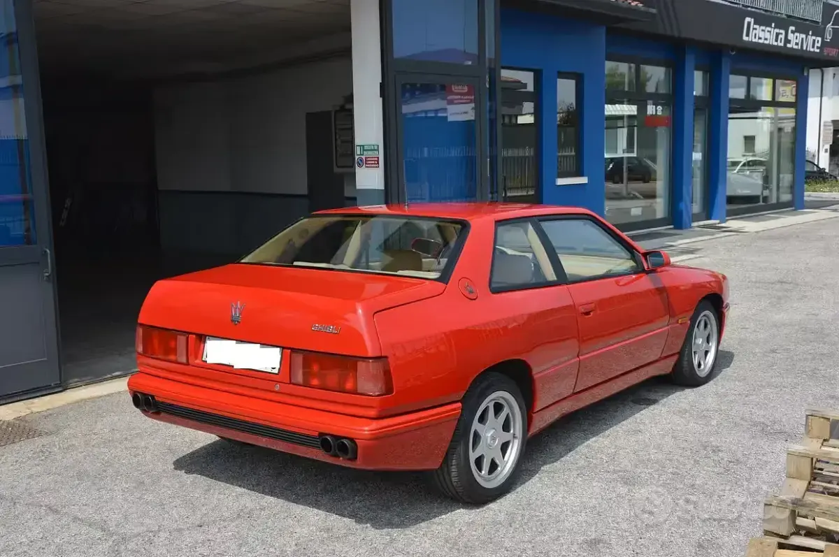 Usata Maserati Ghibli 306 CV (225 kW) 2003 Rosso Coupé