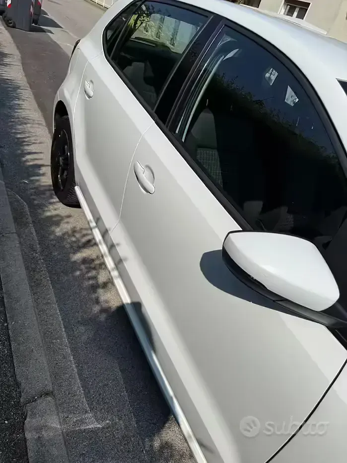 Usata VW Polo 85 CV (62 kW) 2017 Bianco Utilitaria