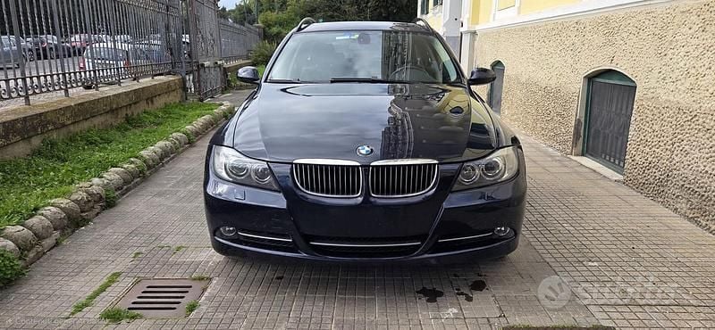 Usata BMW 335 Efficient Dynamics 2007 Blu Station wagon