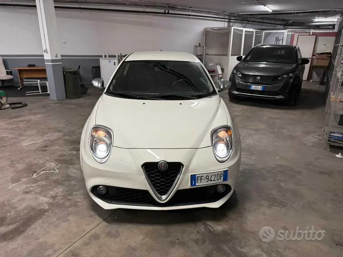 Usata Alfa Romeo MiTo Distinctive 95 CV (69 kW) 2016 Bianco Utilitaria