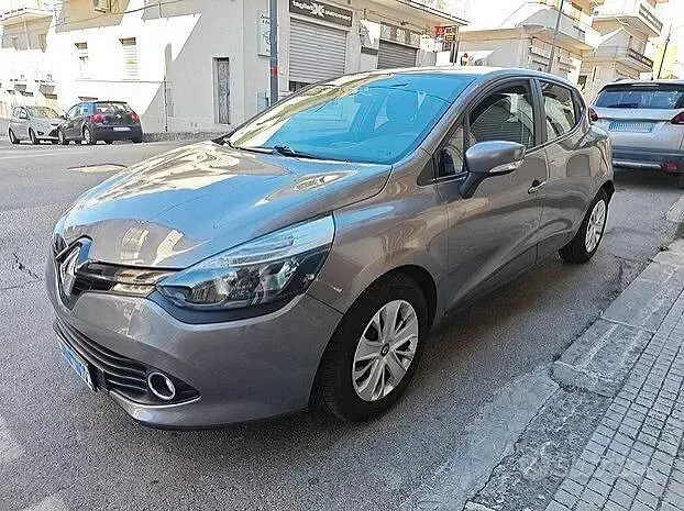 Usata Renault Clio IV 75 CV (55 kW) 2016 Grigio Berlina