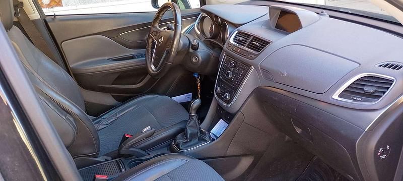 Usata Opel Mokka Cosmo 140 CV (102 kW) 2015 Nero SUV