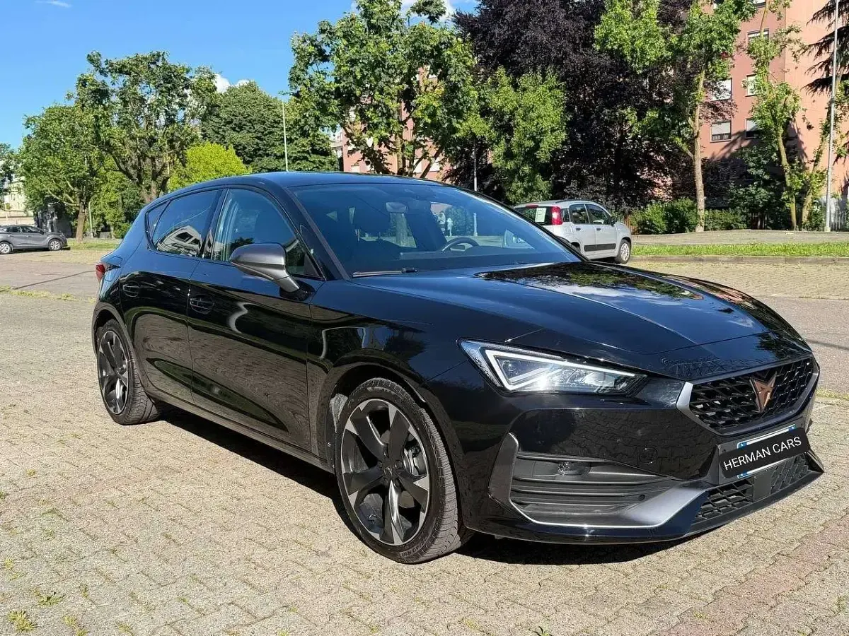 Usata Cupra Leon 150 CV (110 kW) 2024 Nero Berlina