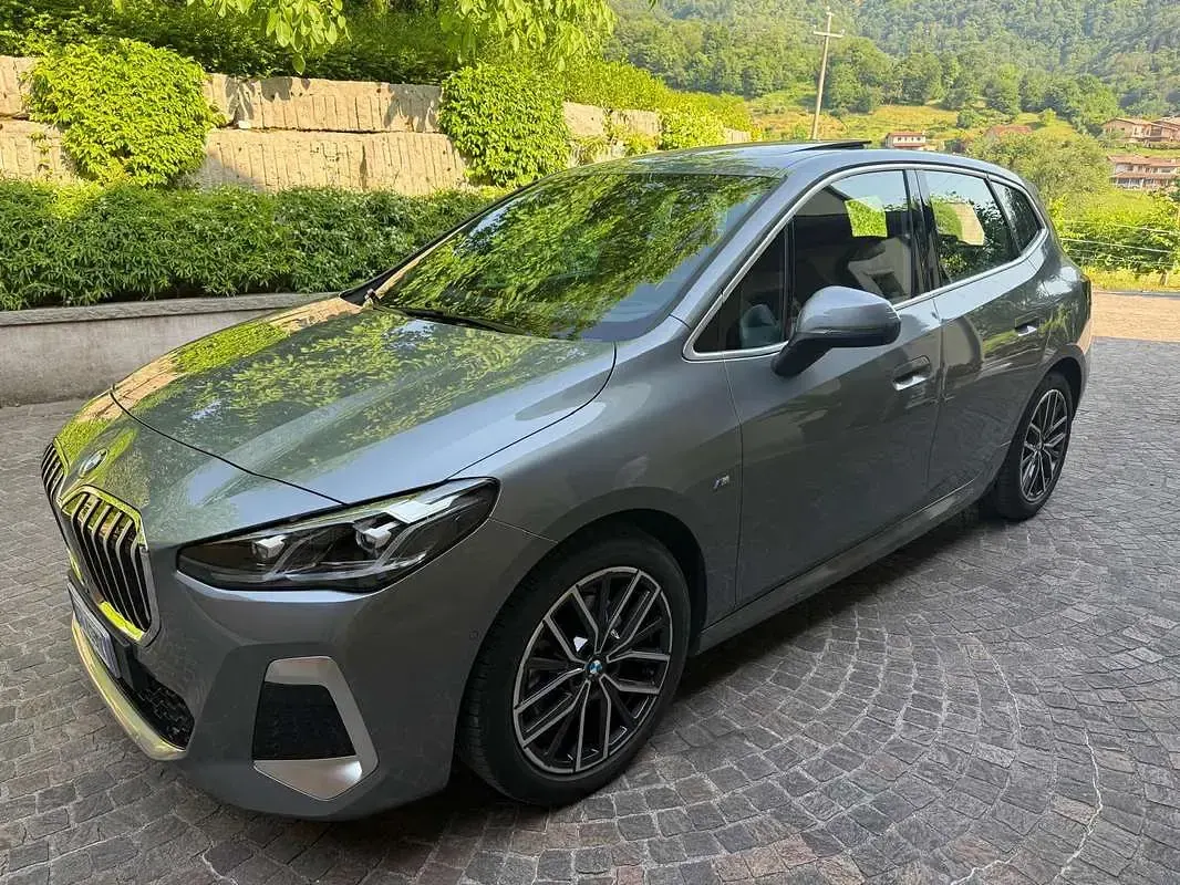 Usata BMW 220 Active Tourer Luxury Line 190 CV (139 kW) 2022 Grigio Monovolume