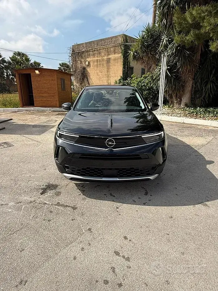 Usata Opel Mokka Elegance 131 CV (96 kW) 2023 Nero SUV