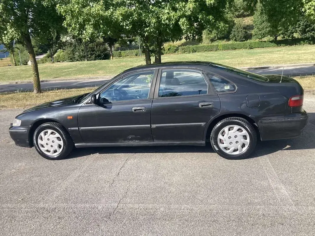 Usata Honda Accord ES 131 CV (96 kW) 1996 Nero Berlina