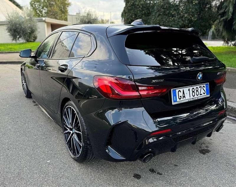 Usata BMW M135 Comfort Edition 306 CV (225 kW) 2020 Nero Utilitaria