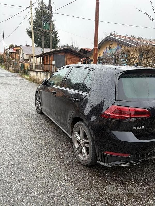 Usata VW Golf VII R-line 2019 Nero Berlina