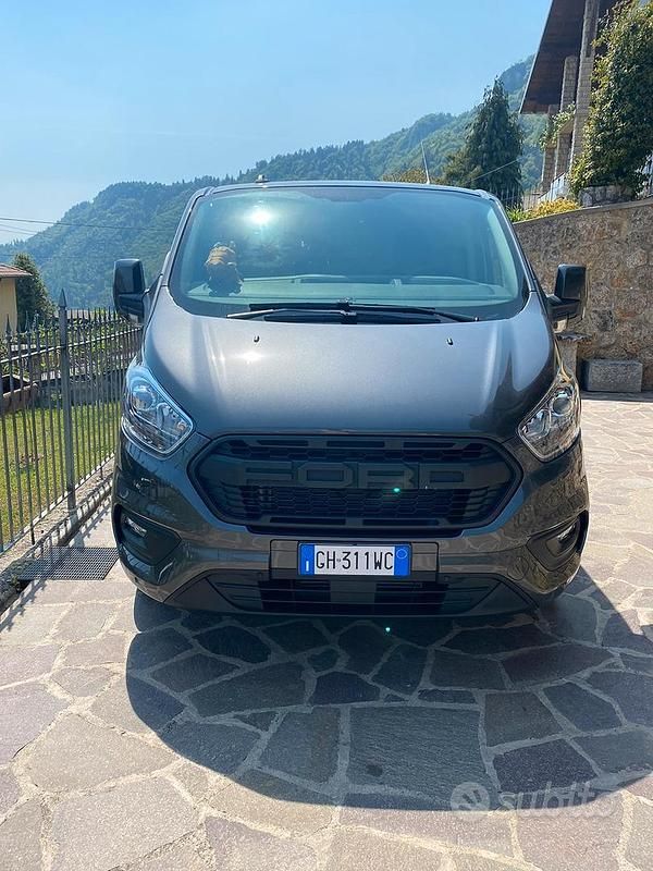 Usata Ford Transit Custom 131 CV (96 kW) 2022 Grigio Berlina