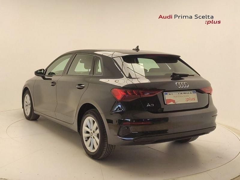 Usata Audi A3 Sportback Business 116 CV (85 kW) 2023 Nero mito Utilitaria