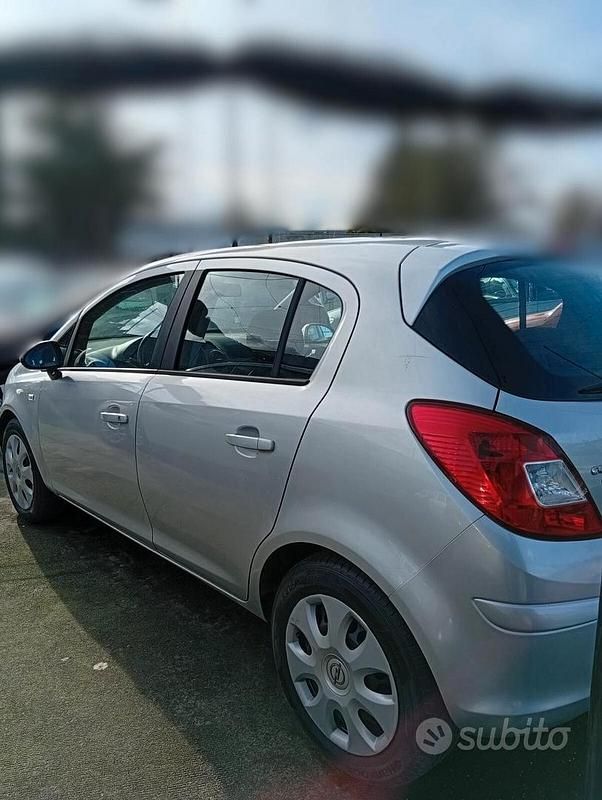 Usata Opel Corsa Sport 75 CV (55 kW) 2013 Grigio Utilitaria