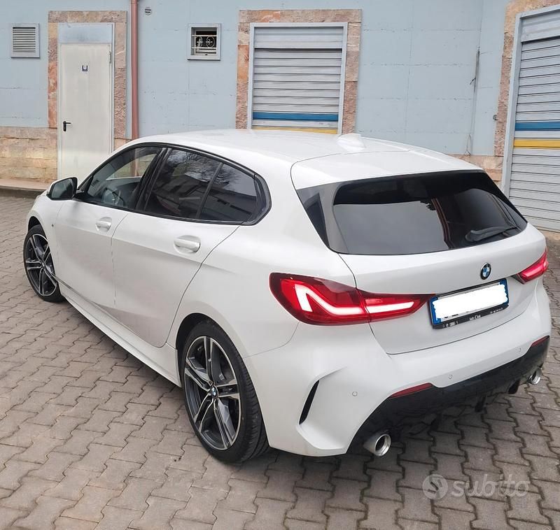 Usata BMW 118 M Sport 150 CV (110 kW) 2021 Bianco Utilitaria