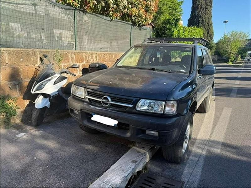 Usata Opel Frontera Limited 120 CV (88 kW) 2003 Nero SUV