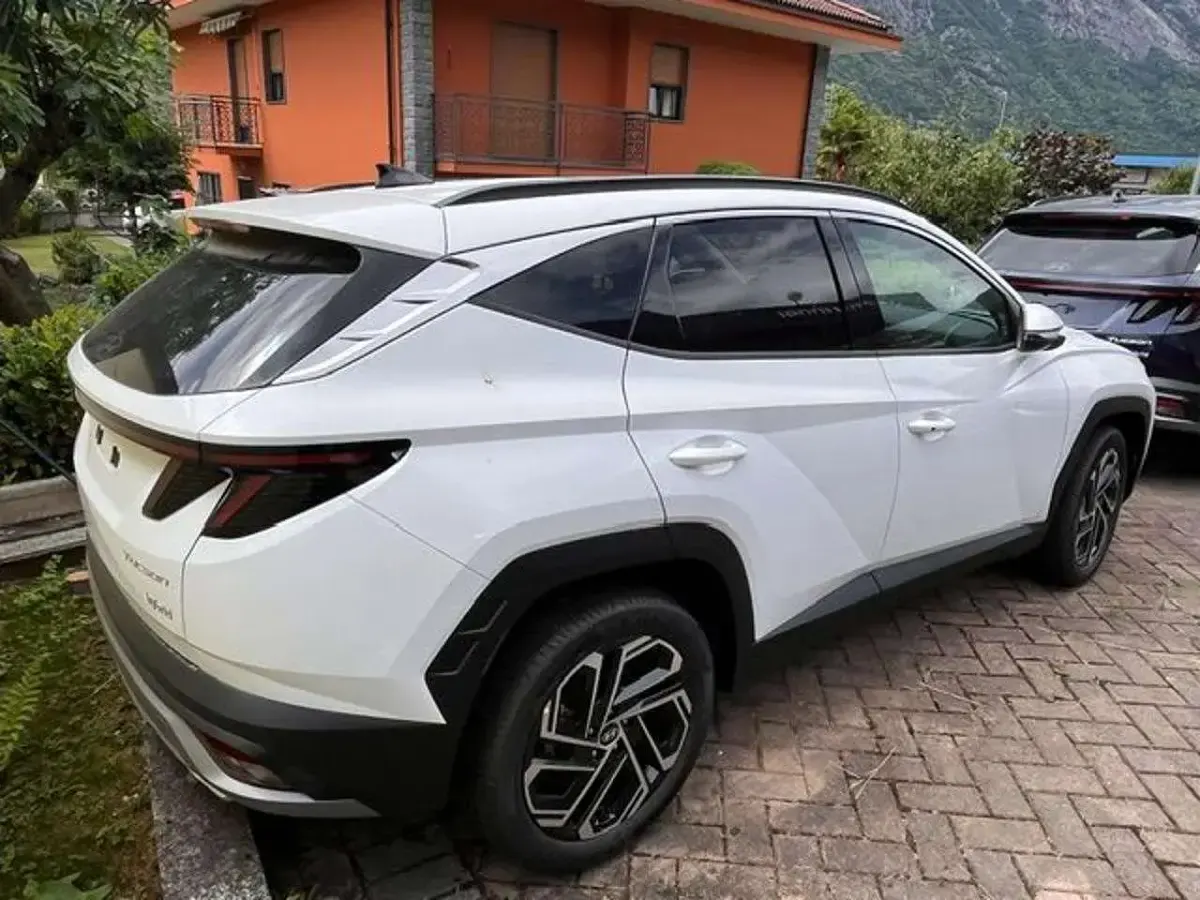 Nuova Hyundai Tucson 179 CV (131 kW) 2026 Bianco SUV