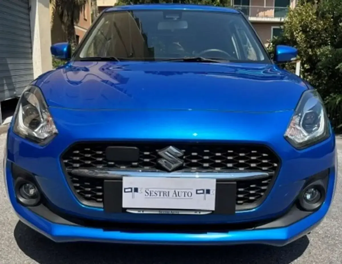 Usata Suzuki Swift 83 CV (61 kW) 2022 Blu azzorre Utilitaria