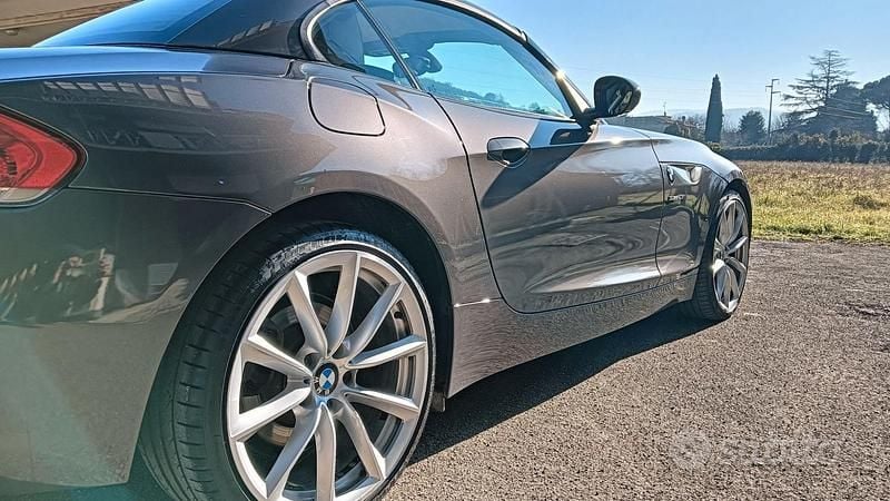 Usata BMW Z4 204 CV (150 kW) 2011 Grigio Cabrio