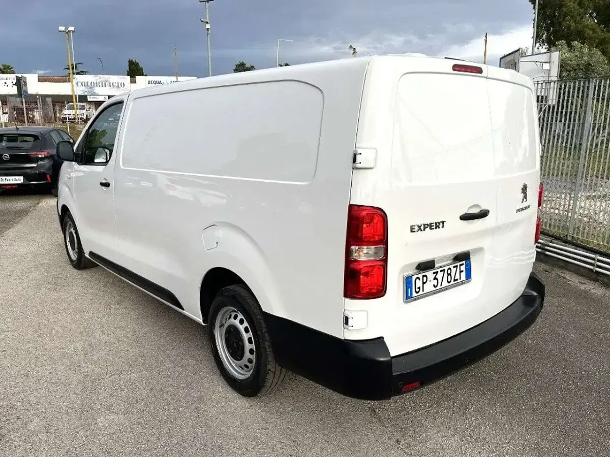 Usata Peugeot Expert Premium 102 CV (75 kW) 2023 Bianco Furgone