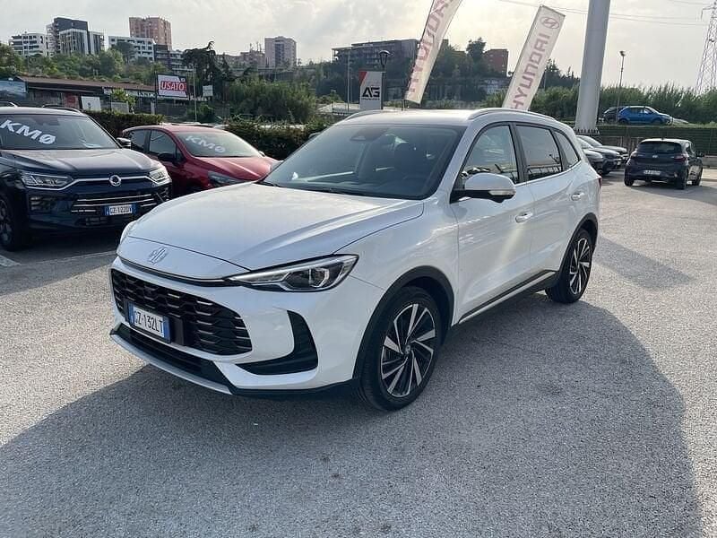 Usata MG ZS Luxury 197 CV (144 kW) 2025 Bianco Berlina