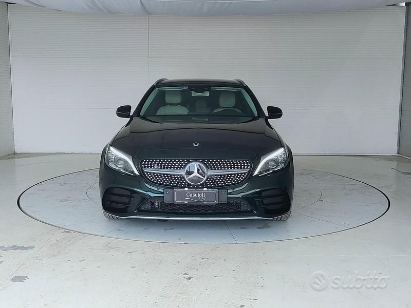 Usata Mercedes C220 Premium 194 CV (142 kW) 2020 Verde Station wagon