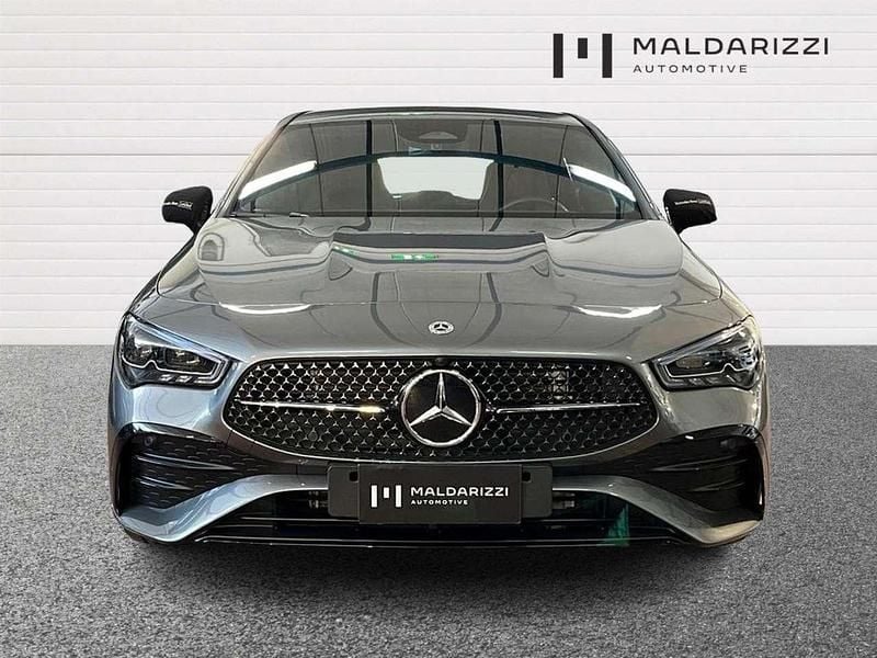 Usata Mercedes CLA200 AMG Line Premium 150 CV (110 kW) 2025 Grigio Station wagon