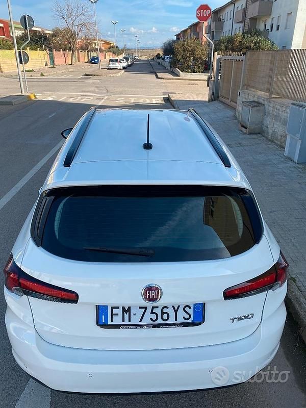 Usata Fiat Tipo 120 CV (88 kW) 2017 Bianco Station wagon