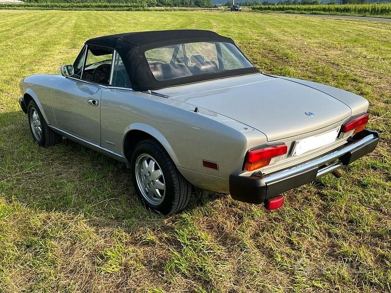 Usata Fiat 124 Spider 1986 Grigio Cabrio