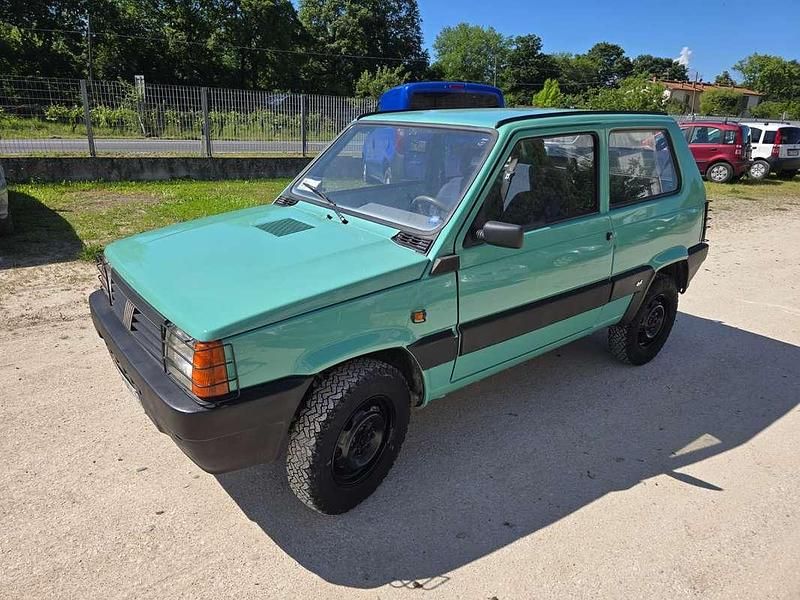 Usata Fiat Panda 4x4 Trekking 54 CV (39 kW) 1998 Verde Utilitaria
