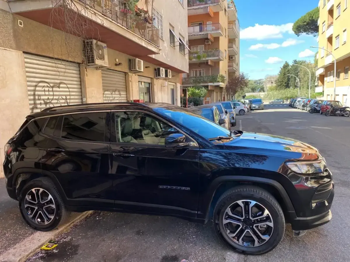 Occasion Jeep Compass Limited 179 ch (131 kW) 2021 Noir SUV