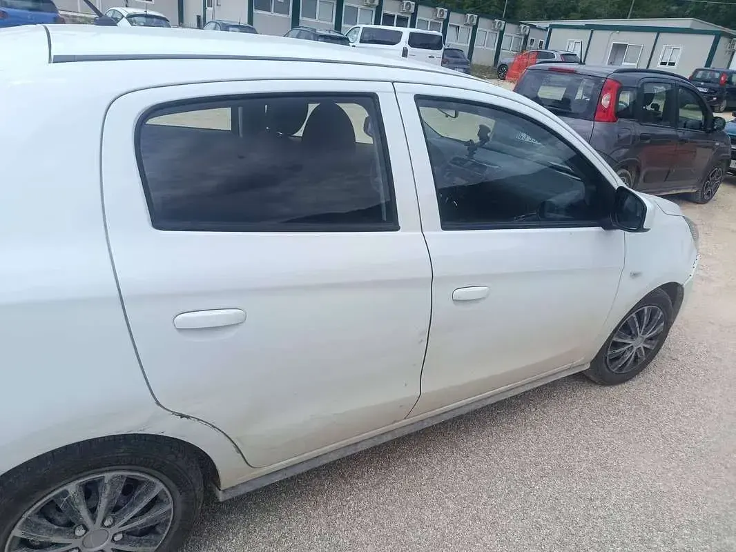 Usata Mitsubishi Space Star Invite 71 CV (52 kW) 2018 Bianco Utilitaria