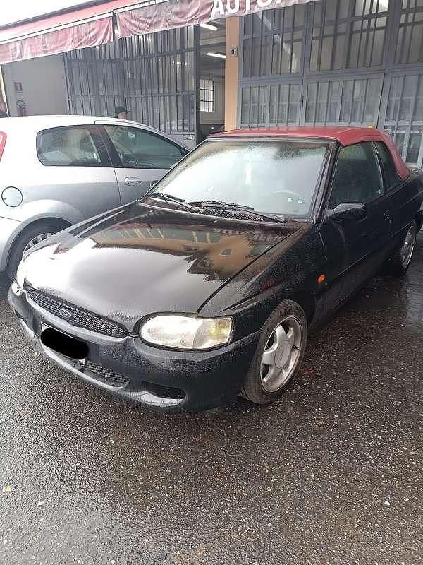 Usata 1997 Ford Escort Cabriolet Cabrio | 4000 € - Immagine 1/4