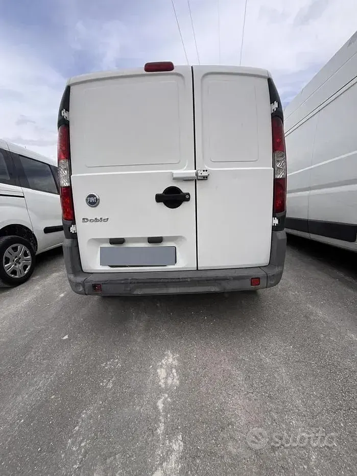 Usata Fiat Doblò 75 CV (55 kW) 2007 Monovolume