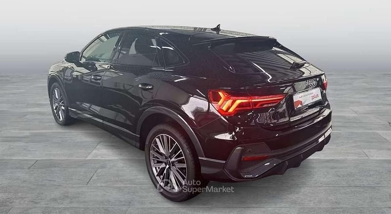 Usata Audi Q3 Sportback Ambiente 150 CV (110 kW) 2022 Nero SUV