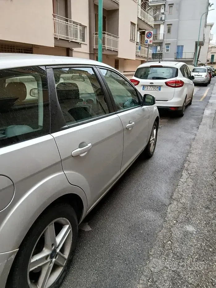 Usata Ford Focus 2008 Grigio Station wagon