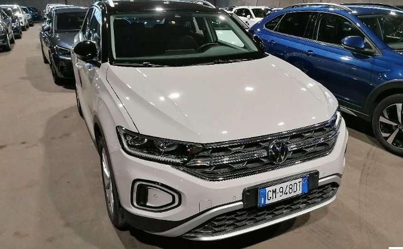 Bianco tetto nero Usata 2022 VW T-Roc Style SUV | 23.200 € (Ottimo prezzo) - Immagine 1/4