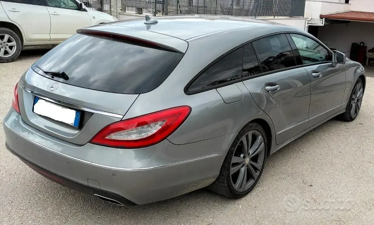 Usata Mercedes CLS350 224 CV (164 kW) 2013 Grigio Coupé
