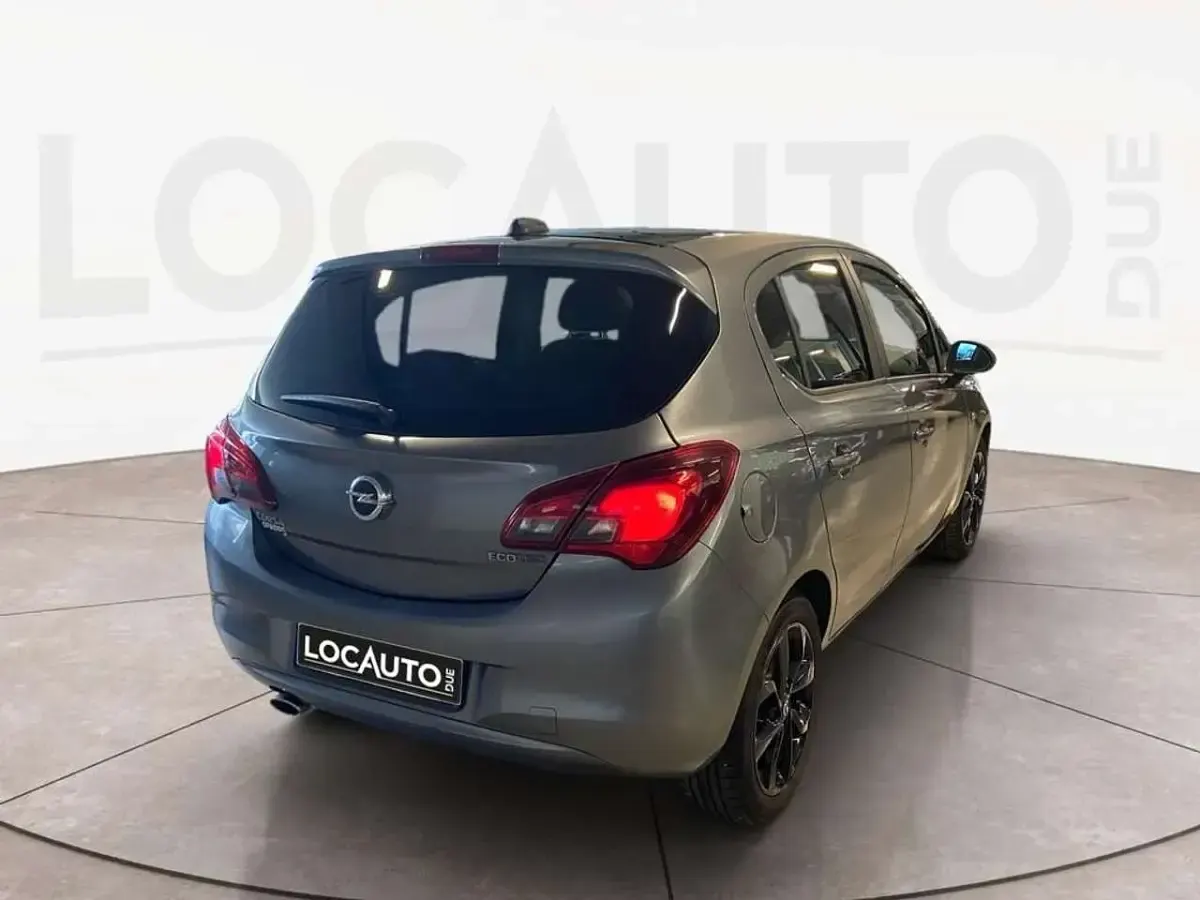 Usata Opel Corsa 90 CV (66 kW) 2018 Grigio Utilitaria