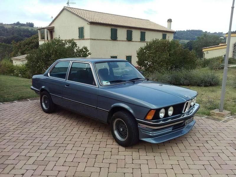 Usata BMW 323 143 CV (105 kW) 1981 Blu/azzurro Coupé