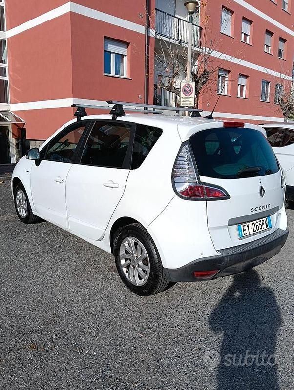 Usata Renault Scénic III XMOD 110 CV (80 kW) 2015 Bianco Monovolume