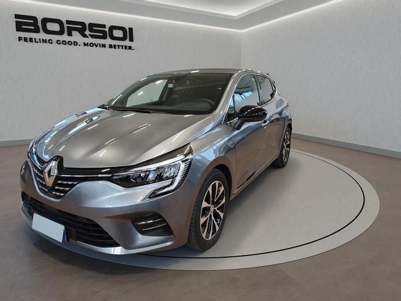 Usado Renault Clio V Techno 91 HP (66 kW) 2023 Cinzento Sedan