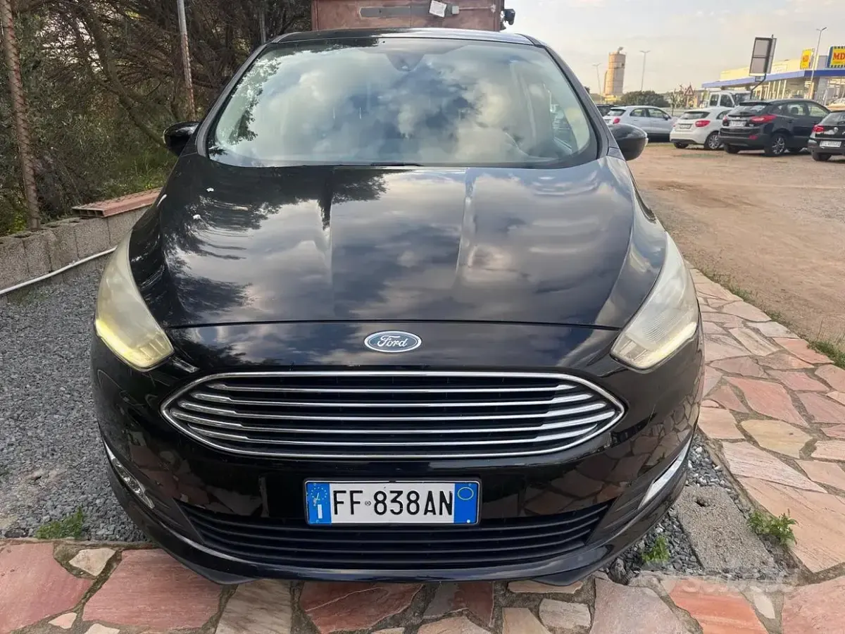 Begagnad Ford C-MAX Titanium 120 HK (88 kW) 2016 Svart Minibuss