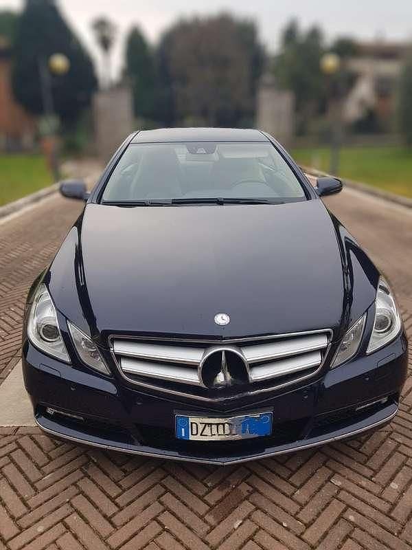 Usata Mercedes E250 Avantgarde 204 CV (150 kW) 2010 Coupé
