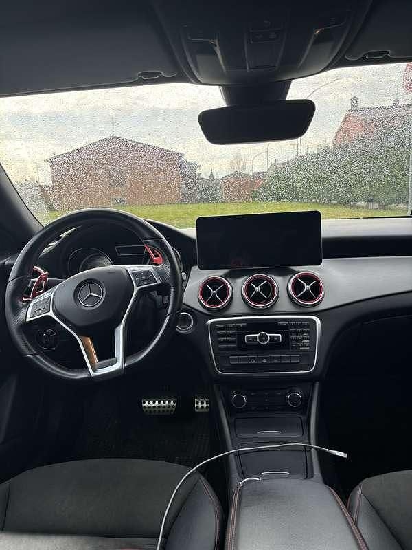 Usata Mercedes CLA200 AMG 136 CV (100 kW) 2014 Berlina