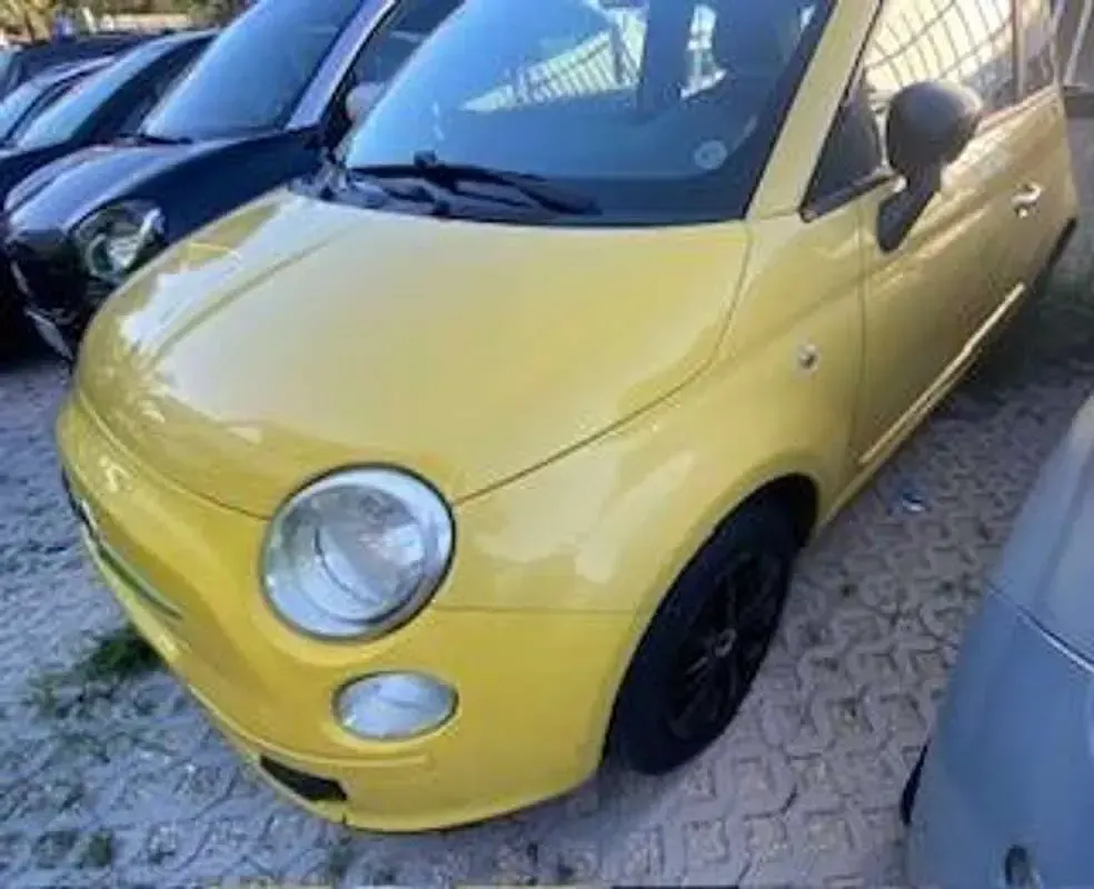 Usata Fiat 500 75 CV (55 kW) 2008 Giallo Utilitaria