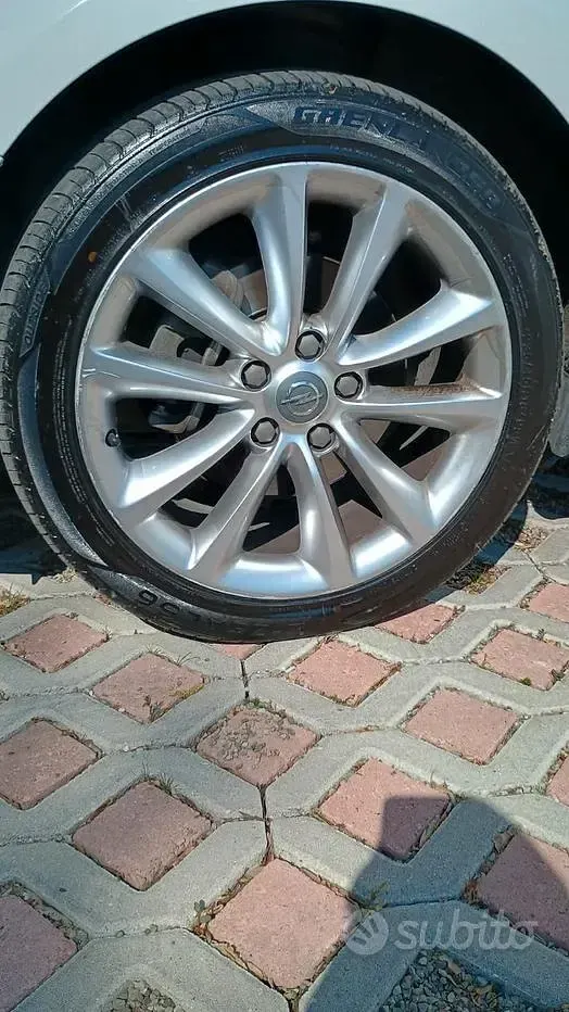 Usata Opel Astra Cosmo 165 CV (121 kW) 2011 Bianco Station wagon