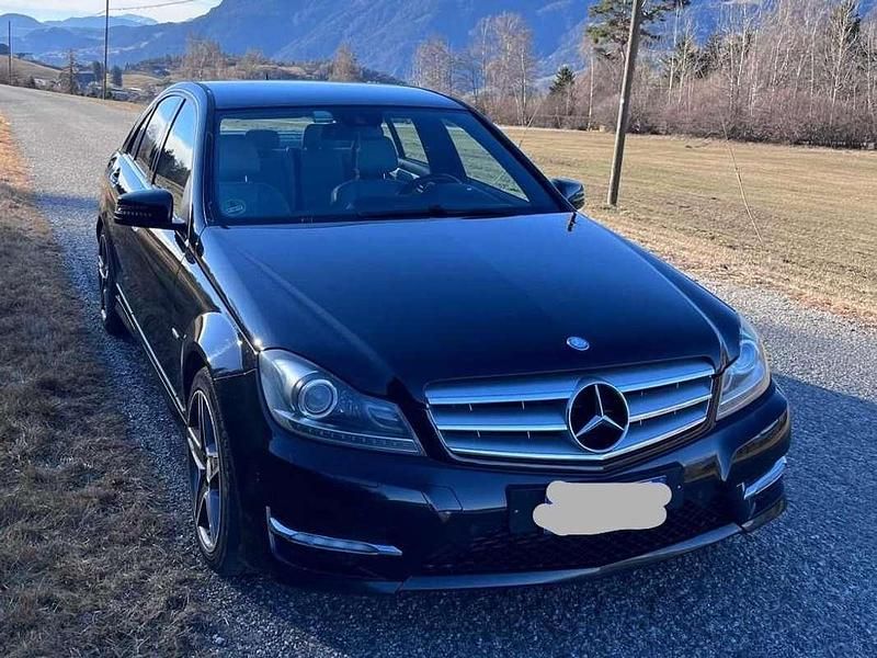 Usata Mercedes C350 Avantgarde 265 CV (194 kW) 2011 Nero Berlina