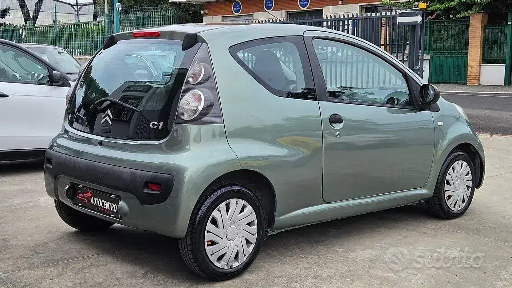 Usata Citroën C1 68 CV (50 kW) 2009 Bronzo Utilitaria