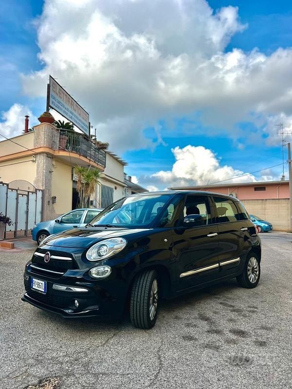 Usata Fiat 500L Pop Star 120 CV (88 kW) 2017 Nero Monovolume